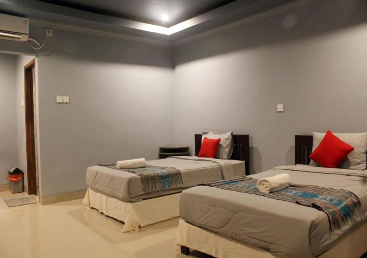 Ridho Malik Hotel Bumbang Eksteriør bilde